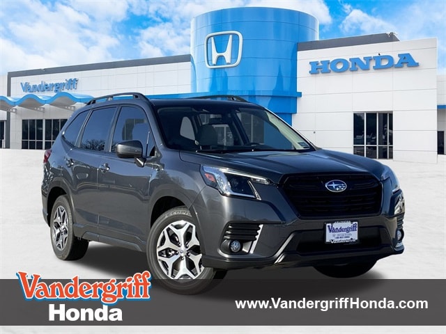 2023 Subaru Forester Premium