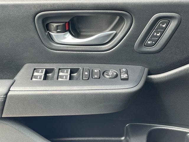 2025 Honda Pilot Elite - Photo 23