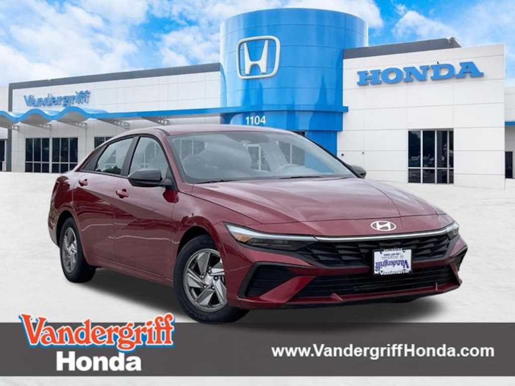 Used 2026 Hyundai Elantra SEL Sport Sedan