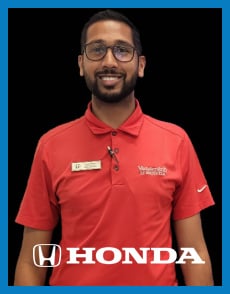 Staff member Neal Patel from ID_f1765db92a8e