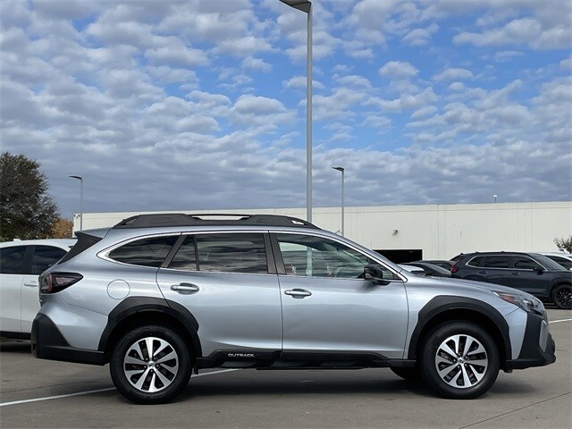 2023 Subaru Outback Premium photo 3