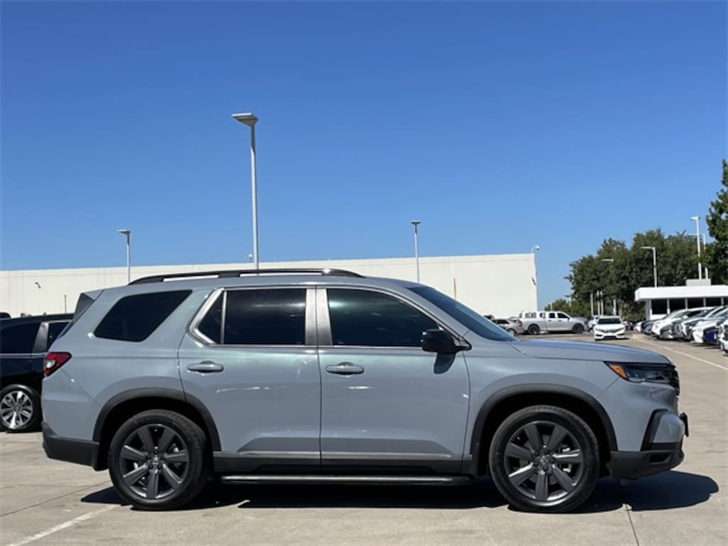 Certified 2025 Honda Pilot Sport SUV