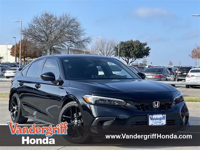 2024 Honda Civic Hatchback Sport's photo