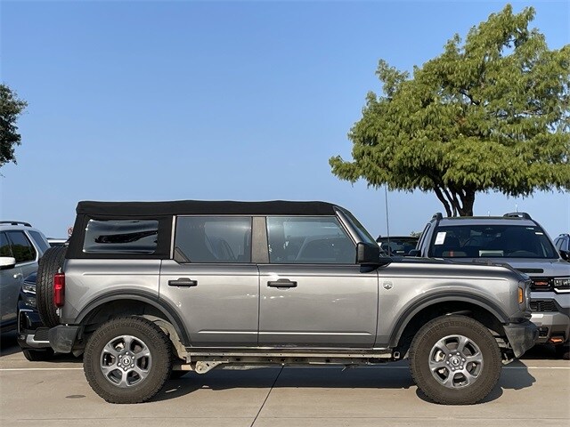 2022 Ford Bronco Big Bend photo 3