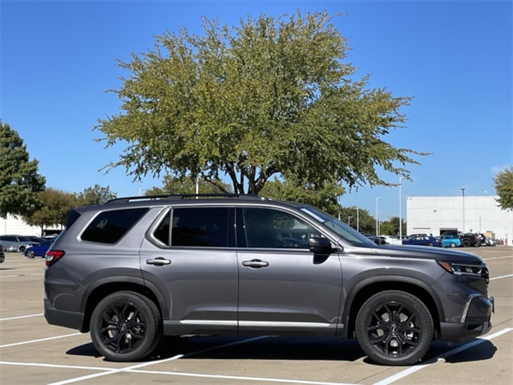 New 2025 Honda Pilot Touring SUV