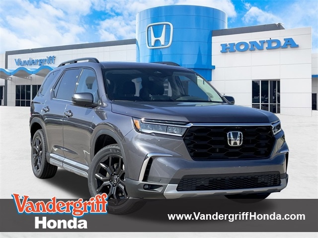 2025 Honda Pilot Touring's photo
