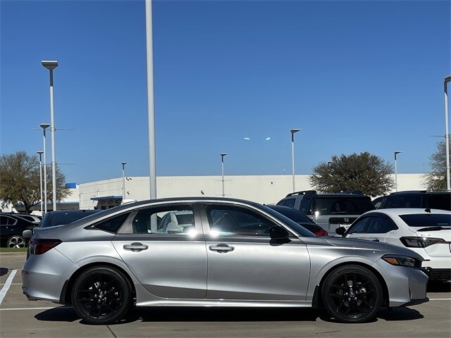 2025 Honda Civic Sport photo 3