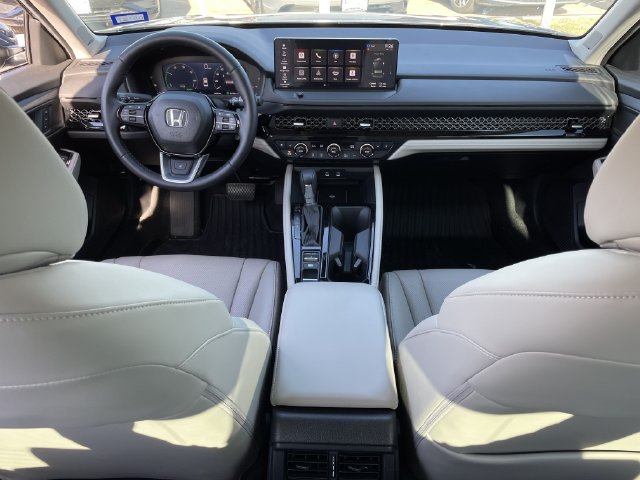 2025 Honda Accord Hybrid Touring - Photo 10