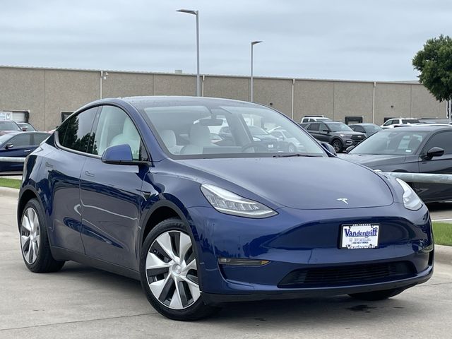 Used 2021 Tesla Model Y Long Range with VIN 5YJYGDEE1MF231118 for sale in Arlington, TX