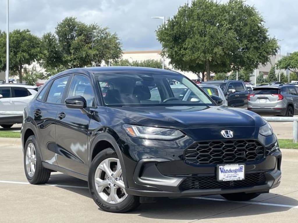 Certified 2025 Honda HR-V LX SUV
