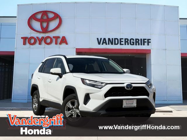 2024 Toyota RAV4 LE