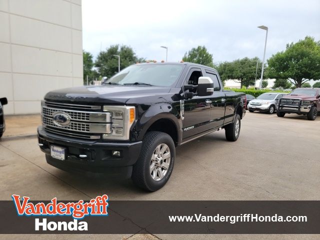 2017 Ford F-250 Platinum 4x4 Crew Cab 8' Box's photo