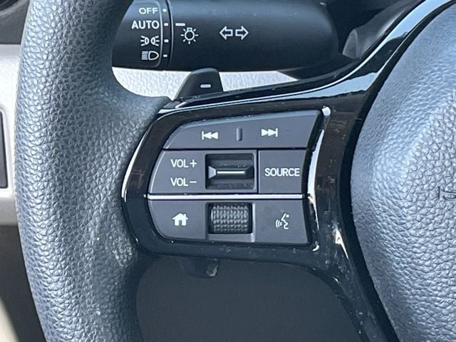 2023 Honda Pilot LX - Photo 12