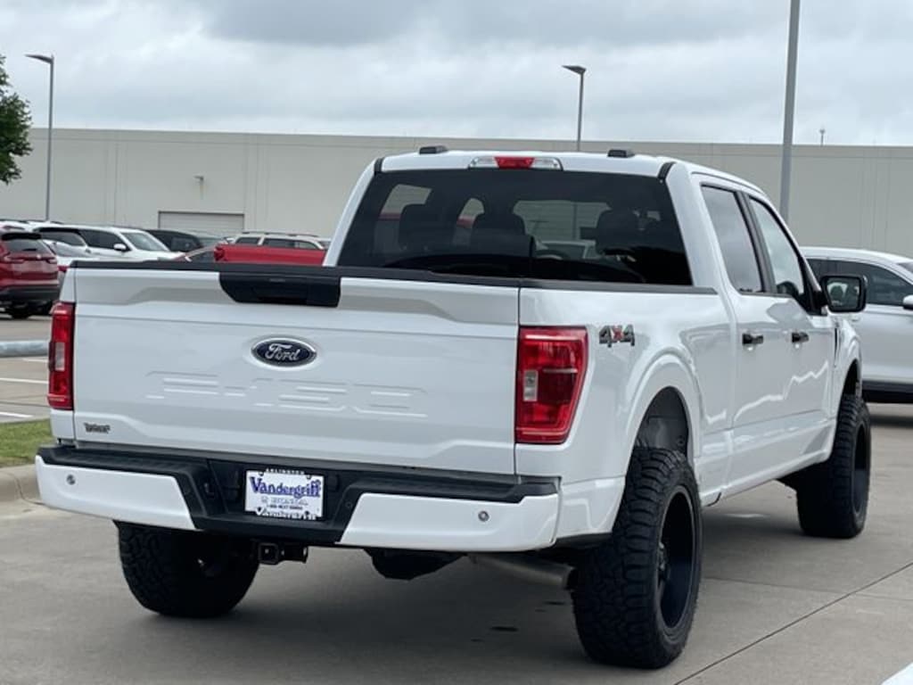 Used 2022 Ford F-150 XLT Truck SuperCrew Cab