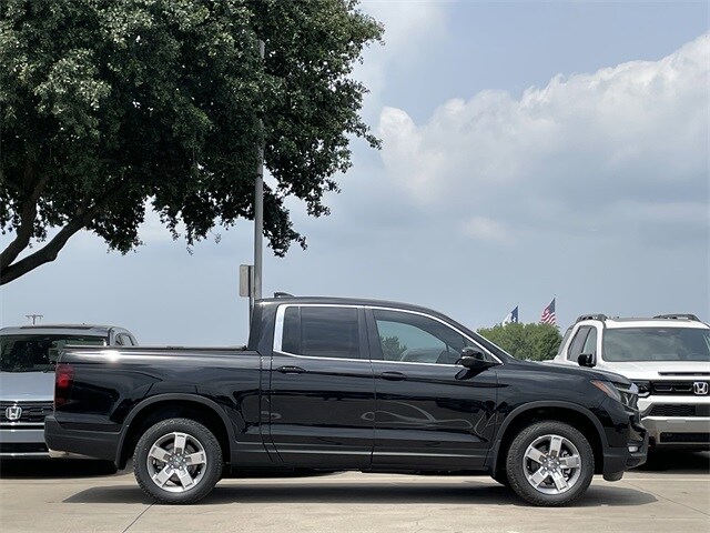 2025 Honda Ridgeline RTL photo 3