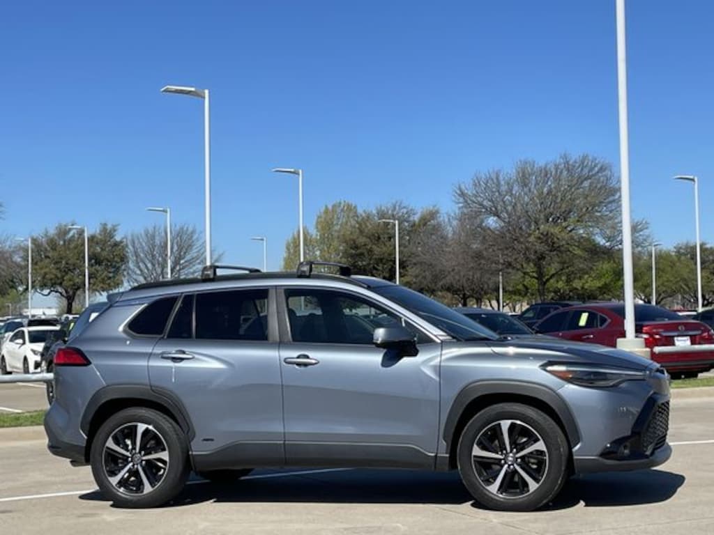 Used 2023 Toyota Corolla Cross Hybrid Hybrid XSE SUV