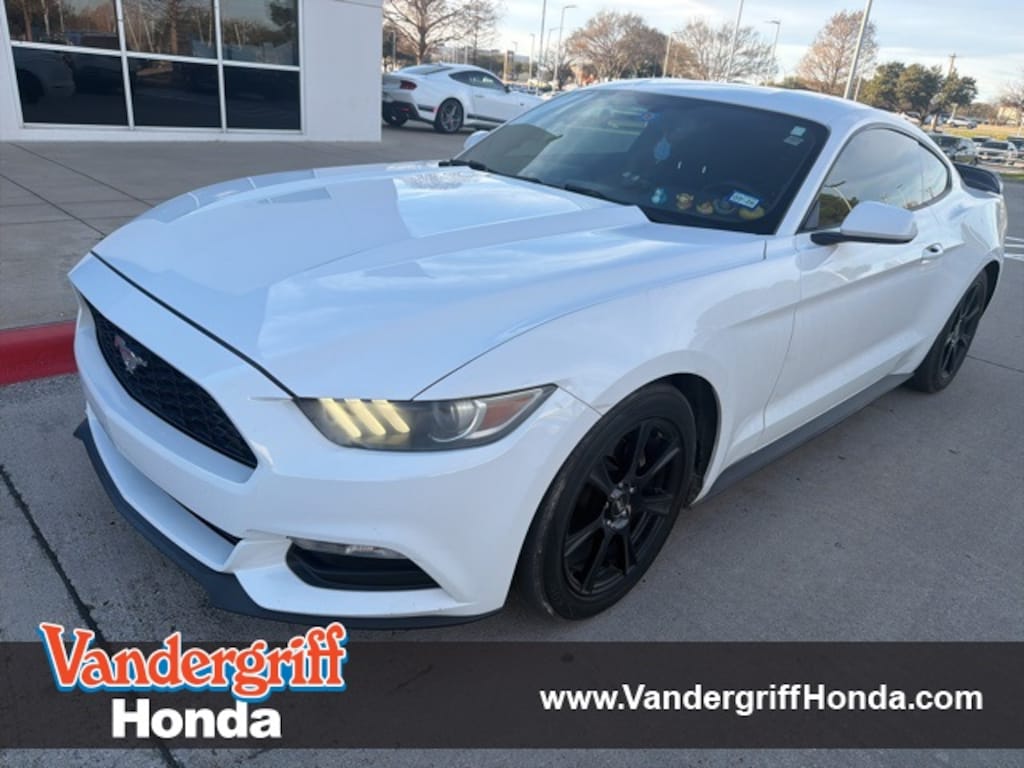 Used 2017 Ford Mustang V6 Coupe