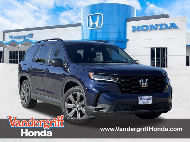 2025 Honda Pilot Sport 2WD's photo