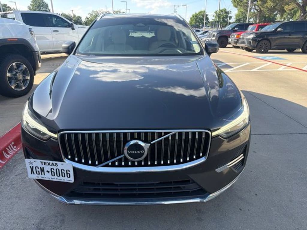 Used 2022 Volvo XC60 B5 Inscription SUV