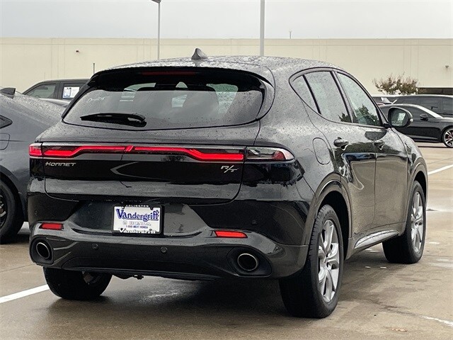 2024 Dodge Hornet R/T photo 3