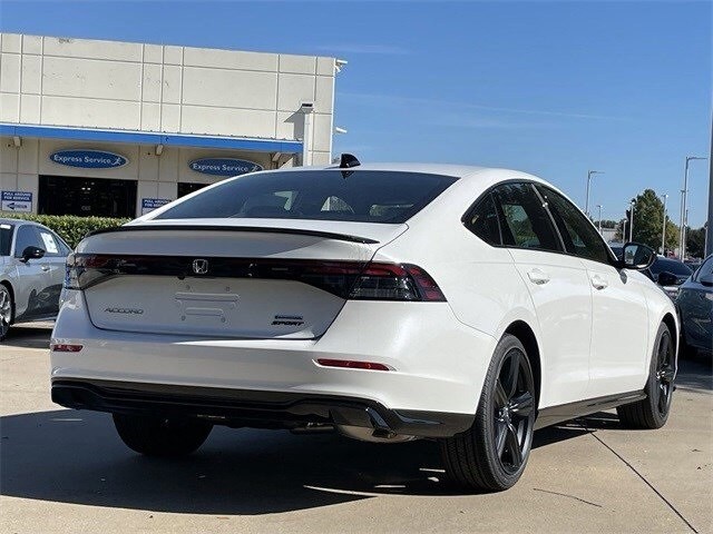 2025 Honda Accord Hybrid Sport-L photo 4