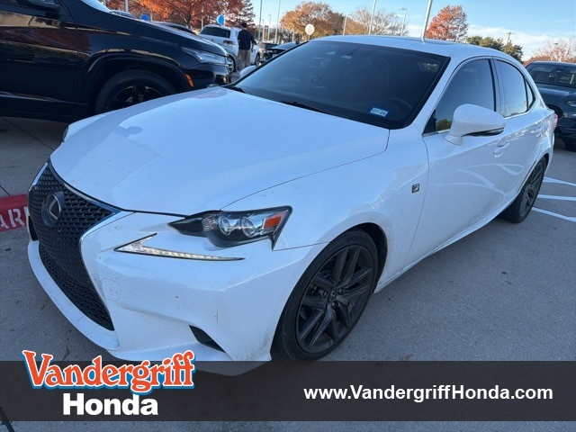 2014 Lexus IS 250's photo