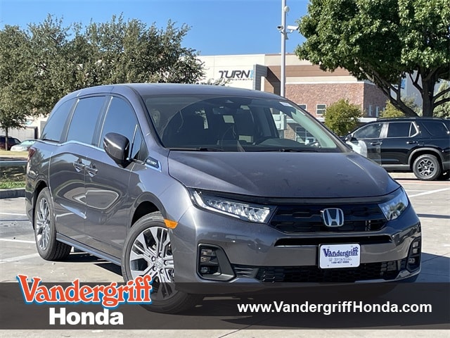 2026 Honda Odyssey Touring's photo
