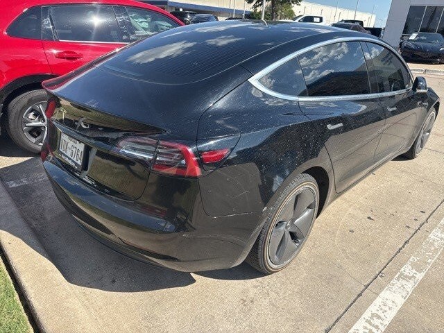 2019 Tesla Model 3 Standard Range Plus photo 2