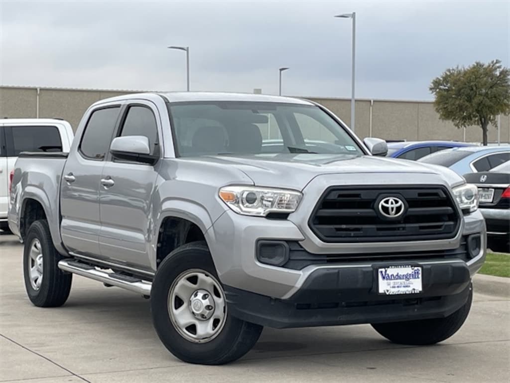 Used 2017 Toyota Tacoma SR Truck Double Cab