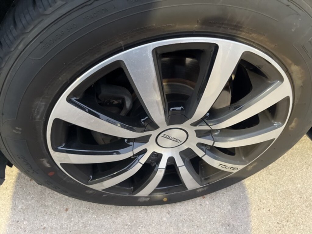 Used 2016 Nissan Sentra SV Sedan