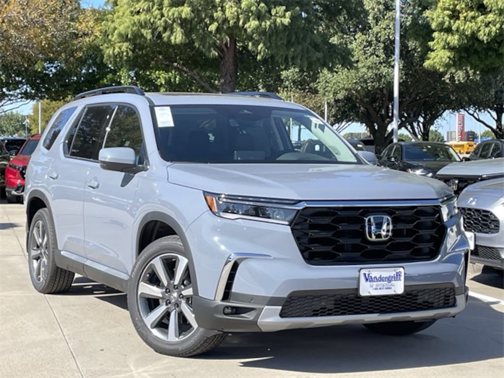 New 2025 Honda Pilot Touring SUV