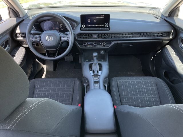 2025 Honda HR-V LX - Photo 9
