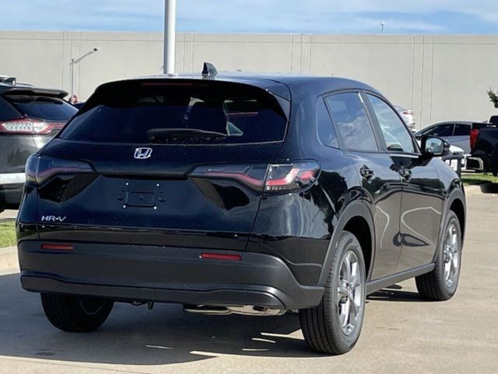New 2027 Honda HR-V LX SUV