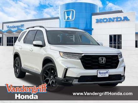 2025 Honda Pilot Touring SUV