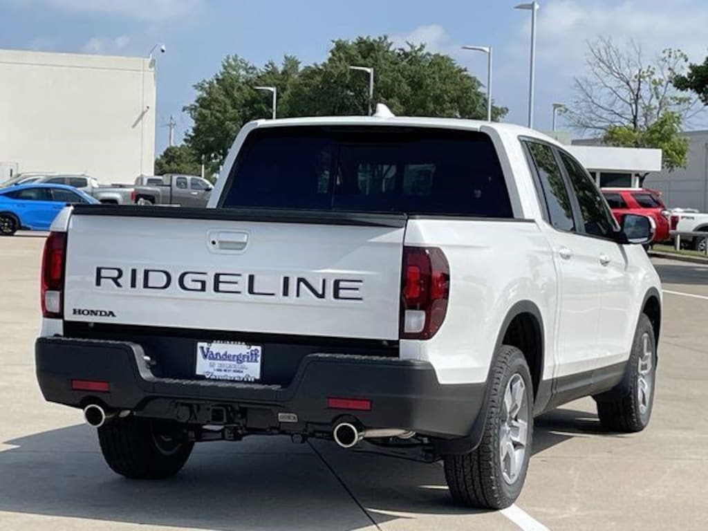 New 2026 Honda Ridgeline RTL Truck Crew Cab
