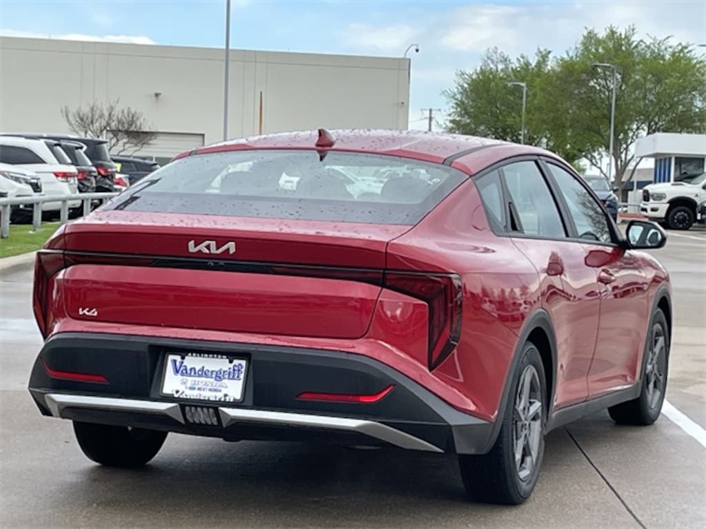 Used 2025 Kia K4 LXS Sedan