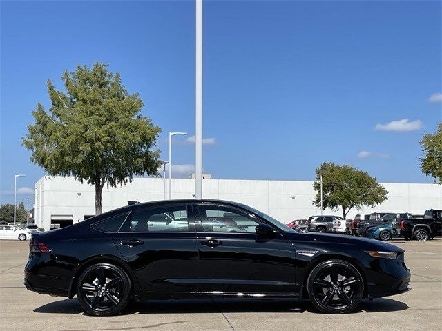2025 Honda Accord Hybrid Sport-L photo 2