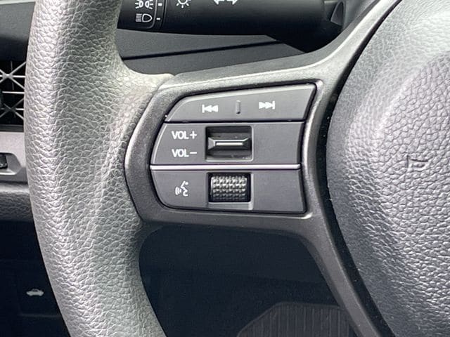2025 Honda Accord SE - Photo 12