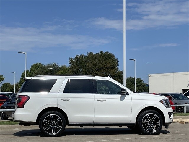 2021 Ford Expedition Limited photo 2