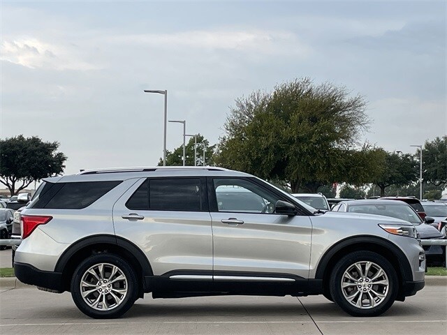 2023 Ford Explorer Limited photo 3
