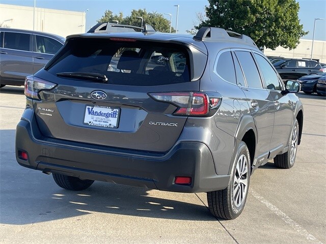 2023 Subaru Outback Premium photo 4
