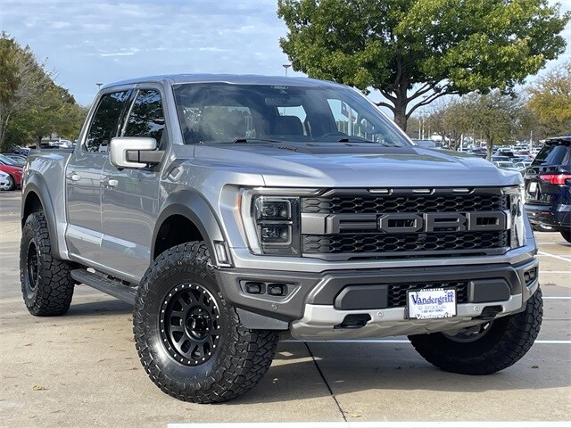 2022 Ford F-150 Raptor photo 2