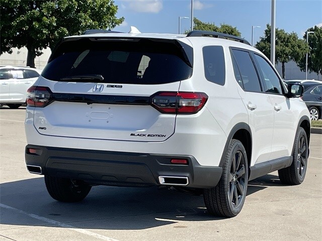2025 Honda Pilot Black Edition photo 3