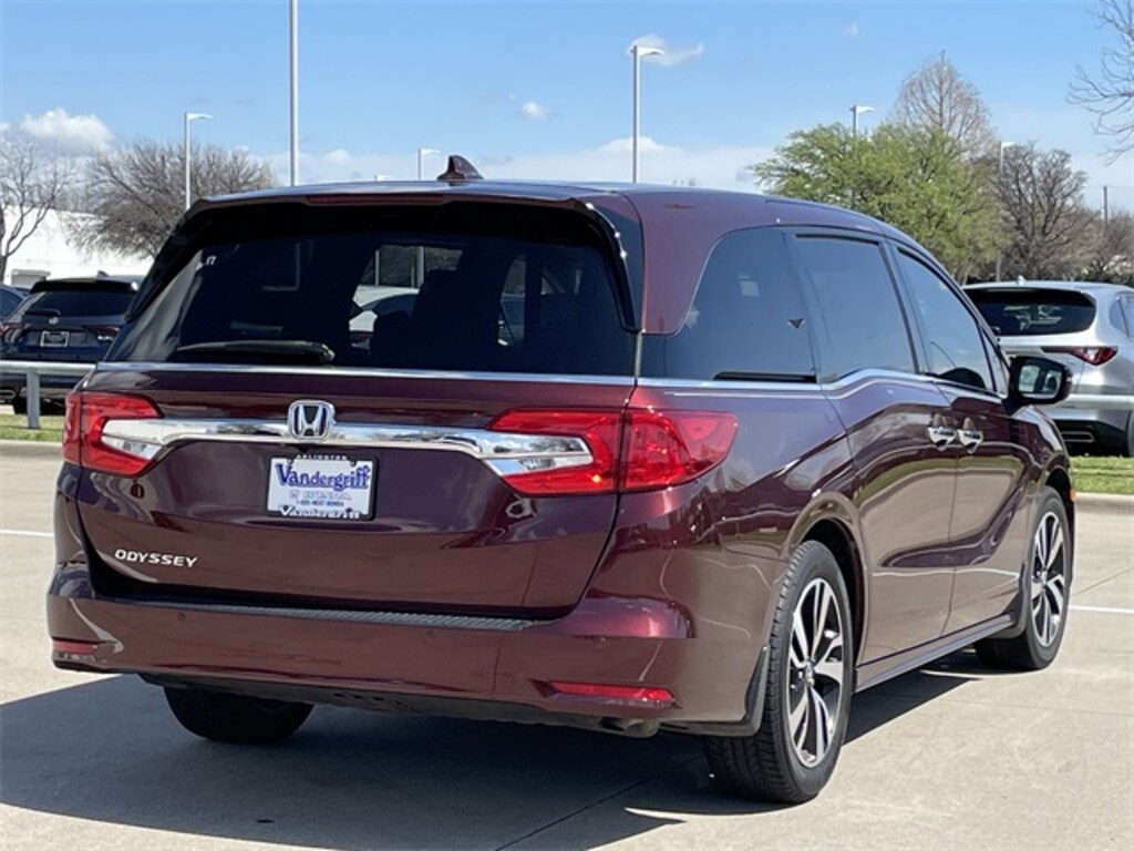 Certified 2020 Honda Odyssey Elite Van