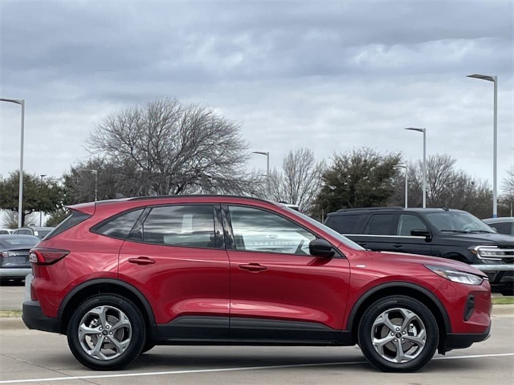 Used 2025 Ford Escape ST-Line SUV