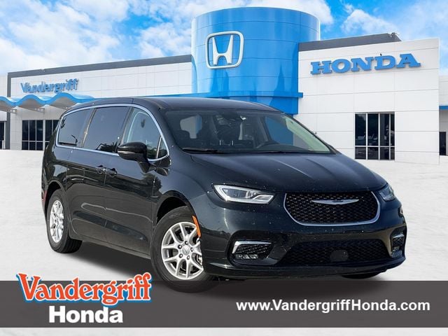 2023 Chrysler Pacifica