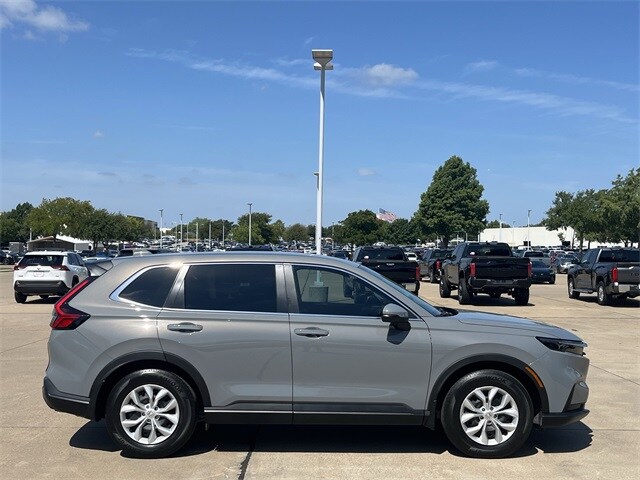 2024 Honda CR-V LX photo 3