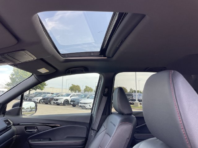 2024 Honda Ridgeline Black Edition - Photo 23