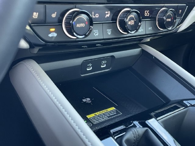 2025 Honda Accord Hybrid Touring - Photo 19