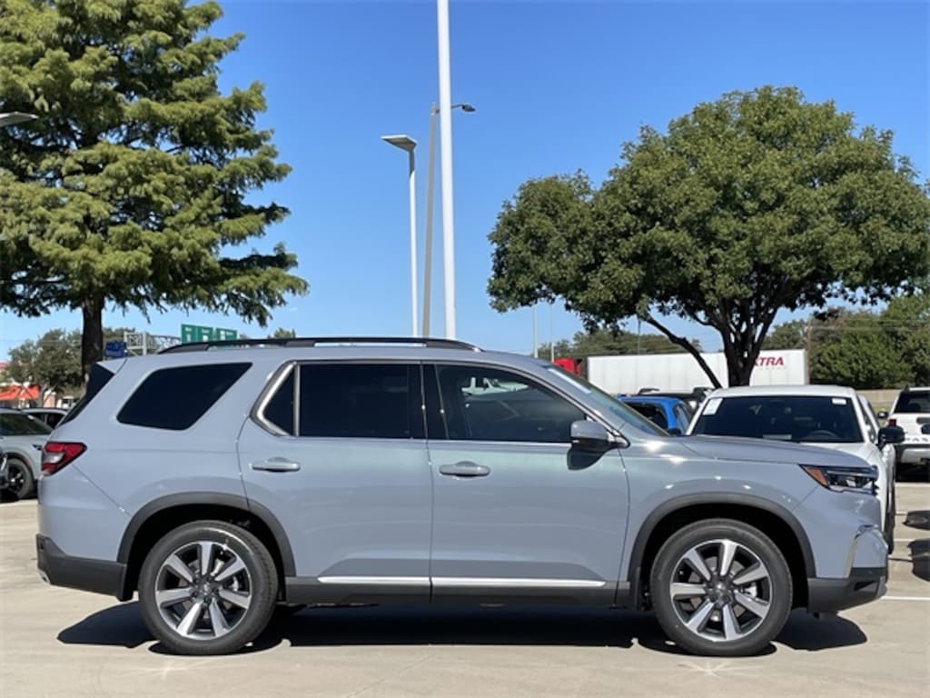 New 2025 Honda Pilot Touring SUV